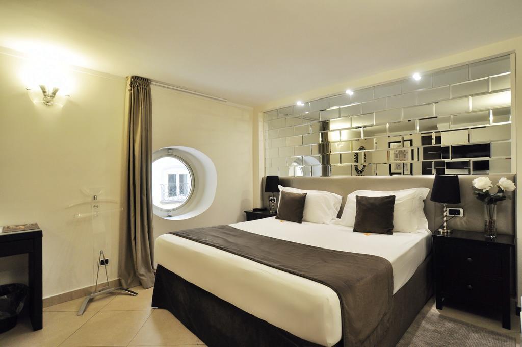 The Royals Experience Bed & Breakfast เนเปิลส์ ห้อง รูปภาพ