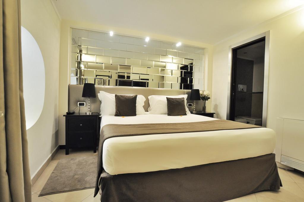 The Royals Experience Bed & Breakfast เนเปิลส์ ห้อง รูปภาพ